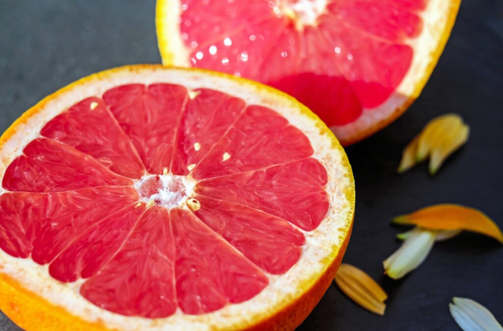 slice grapefruit